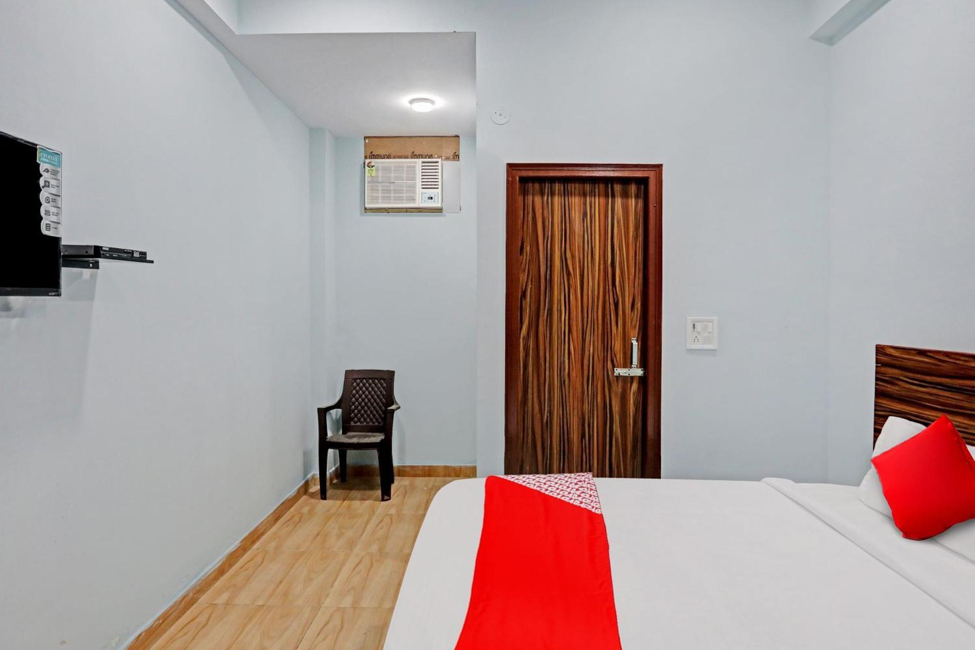Hotel O Surya Gold Guest House Najafgarh المظهر الخارجي الصورة