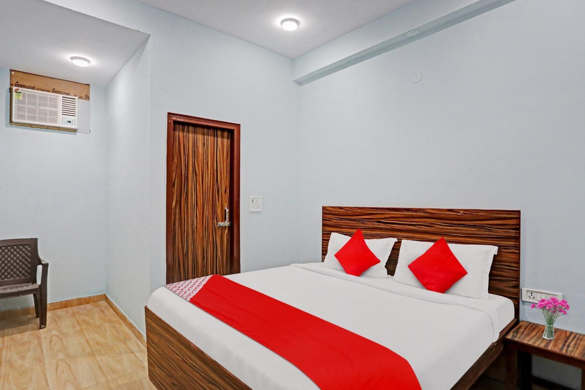 Hotel O Surya Gold Guest House Najafgarh المظهر الخارجي الصورة